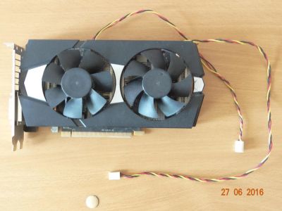 Лот: 7583769. Фото: 1. Sapphire Radeon R9 270 Dual-X... Видеокарты