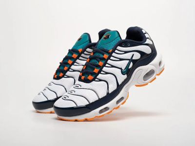 Лот: 24974832. Фото: 1. Кроссовки Nike Air Max Plus TN. Кеды, кроссовки, слипоны