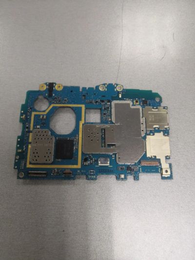 Лот: 21449740. Фото: 1. Основная плата Samsung Tab 3 Lite... Запчасти для планшетов