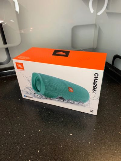 Лот: 15226664. Фото: 1. Новая JBL Charge 4 Бирюзовая... Другое (музыкальные инструменты и оборудование)