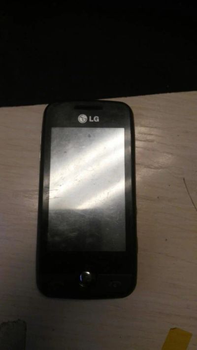 Лот: 9879058. Фото: 1. LG GS290. Кнопочные мобильные телефоны