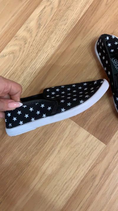 Лот: 14702876. Фото: 1. Тапки новые на физру 31. Другое (обувь)