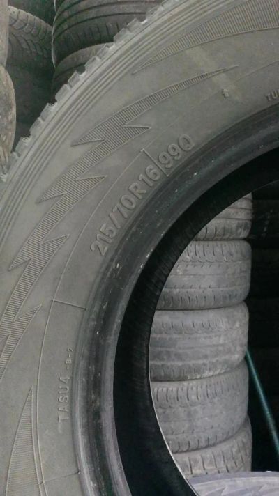 Лот: 6246956. Фото: 1. Toyo 215/70r16. Шины
