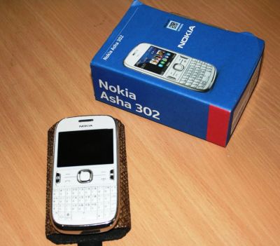 Лот: 7287206. Фото: 1. Nokia Asha 302. Кнопочные мобильные телефоны