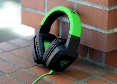 Лот: 5496095. Фото: 1. Наушники Razer Electra green. Наушники, гарнитуры