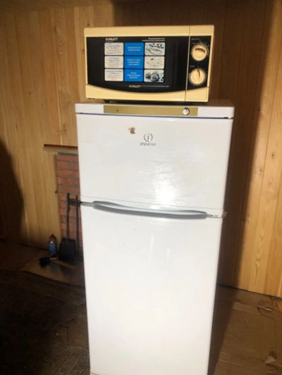 Лот: 25548853. Фото: 1. Холодильник Indesit. Холодильники, морозильные камеры