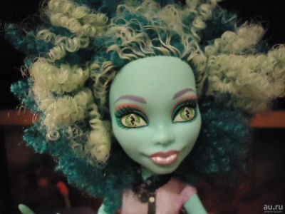 Лот: 10117070. Фото: 1. Кукла Monster High (Хани Свомп... Куклы