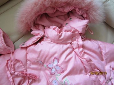 Лот: 5716969. Фото: 1. Красивый Пуховой Комбинезон-трансформер... Верхняя одежда