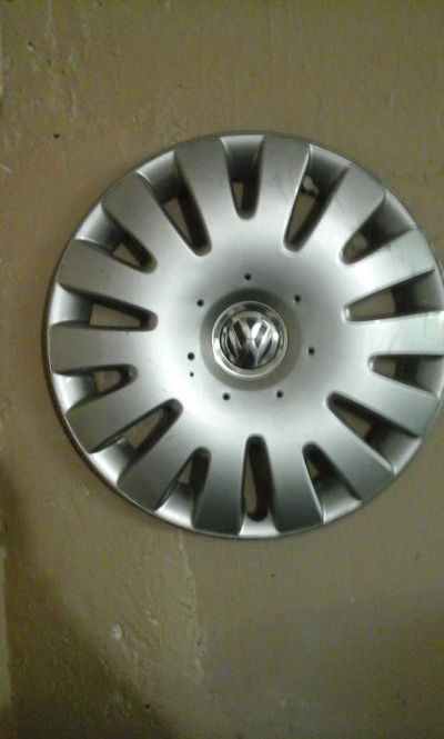 Лот: 6123440. Фото: 1. Колпак на Volkswagen R15. Колпаки