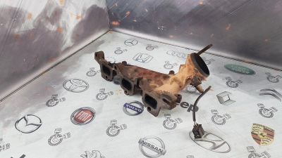 Лот: 23588397. Фото: 1. Коллектор выпускной Chrysler 300C... Двигатель и элементы двигателя