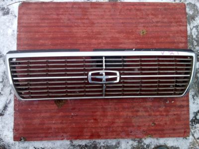Лот: 13400549. Фото: 1. Решетка радиатора Nissan Gloria... Кузов