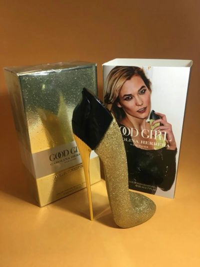 Лот: 12200815. Фото: 1. Carolina Herrera "Good Girl Gold. Женская парфюмерия