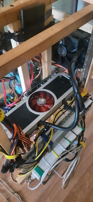 Лот: 18572002. Фото: 1. Видеокарта Radeon r9 295x2. Видеокарты
