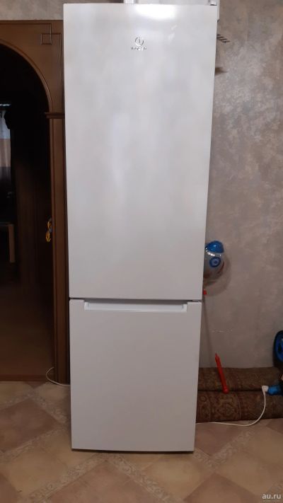 Лот: 18487914. Фото: 1. Холодильник Indesit DS 320W. Холодильники, морозильные камеры