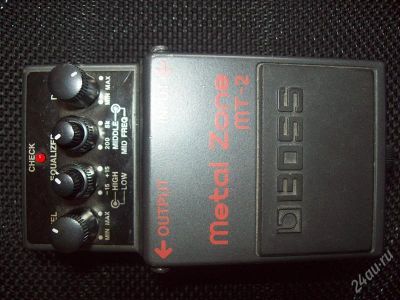 Лот: 1191316. Фото: 1. BOSS Metal Zone(MT-2) (\m/). Гитарные эффекты и комбоусилители