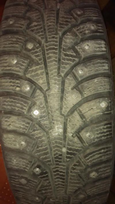 Лот: 4758300. Фото: 1. 2х Nokian hakkapeliitta + 2х Cordiant. Шины