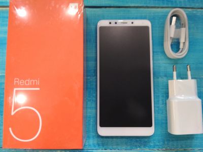 Лот: 12674404. Фото: 1. Смартфон Xiaomi Redmi 5 3/32 Gb... Смартфоны