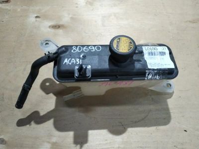 Лот: 21403129. Фото: 1. бачок расширительный Toyota RAV4... Двигатель и элементы двигателя