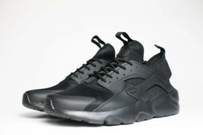 Лот: 16843521. Фото: 1. Кроссовки Nike Air Huarache Ultra... Кеды, кроссовки, слипоны