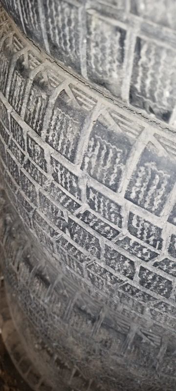 Лот: 25789514. Фото: 1. Резина dunlop graspic ds3 комплект... Шины