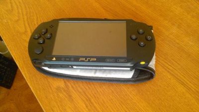 Лот: 3979967. Фото: 1. продам игровую приставку PSP street. Игровые приставки, консоли
