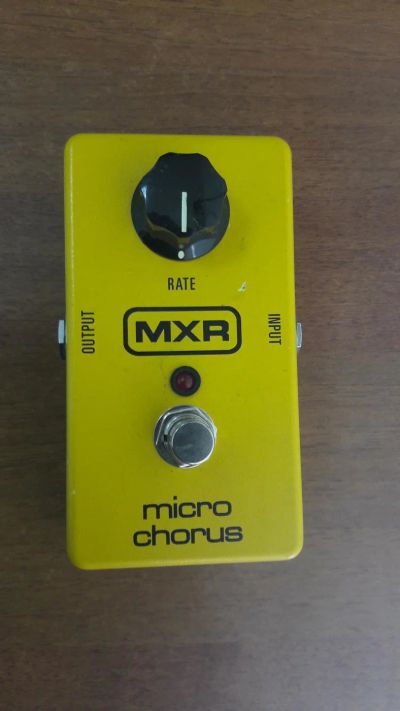 Лот: 11585675. Фото: 1. Педаль MXR M148 Micro Chorus. Гитарные эффекты и комбоусилители