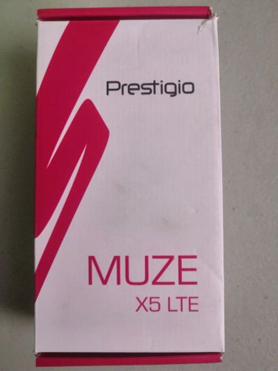 Лот: 16332451. Фото: 1. Смартфон Prestigio Muze X5 LTE... Смартфоны