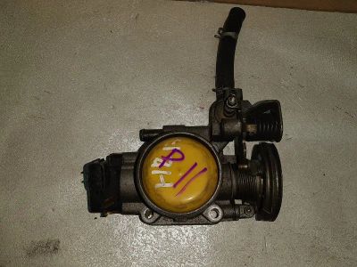 Лот: 21411086. Фото: 1. дроссельная заслонка Nissan Primera... Двигатель и элементы двигателя