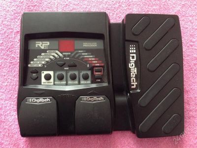 Лот: 4900158. Фото: 1. гитарный процессор digitech rp90. Гитарные эффекты и комбоусилители
