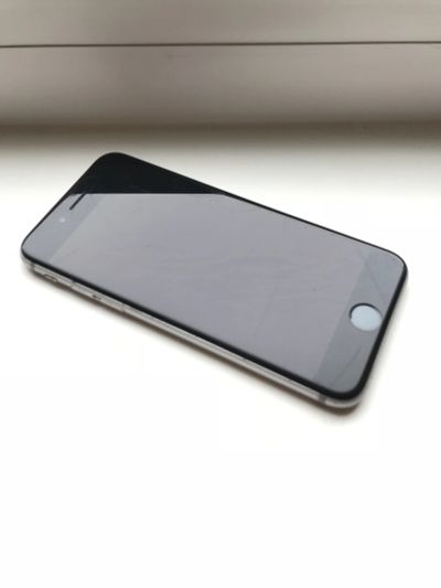 Лот: 11814635. Фото: 1. iPhone 6S 64Gb Space Gray. Смартфоны