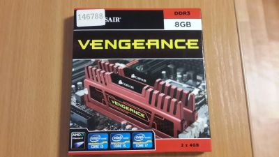 Лот: 10931556. Фото: 1. Оперативная память Corsair Vengeance... Оперативная память