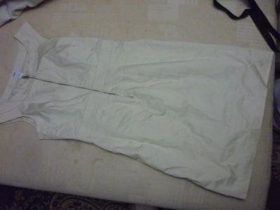 Лот: 22713679. Фото: 1. Платье без рукавов H&m бежевое... Платья