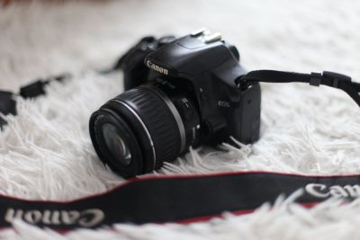Лот: 11584157. Фото: 1. Canon EOS 450D Kit 18-55. Цифровые зеркальные