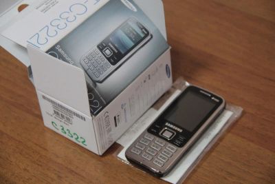 Лот: 5562390. Фото: 1. Телефон Samsung GT-C3322I. Кнопочные мобильные телефоны