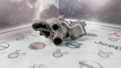 Лот: 23587331. Фото: 1. Корпус термостата Mercedes-Benz... Двигатель и элементы двигателя