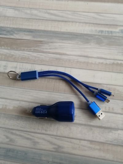 Лот: 20541143. Фото: 1. usb- зарядное в прикуриватель. Электроприборы для автомобиля