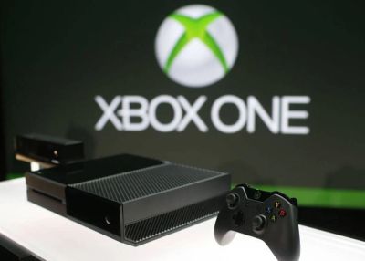 Лот: 4806215. Фото: 1. Xbox one+8 игр возможен обмен... Игровые приставки, консоли