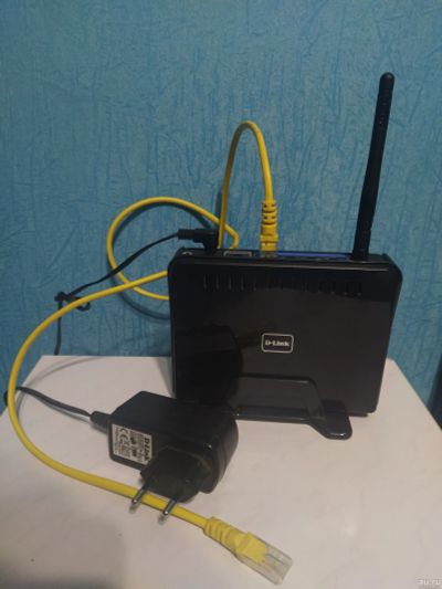 Лот: 18486550. Фото: 1. Роутер wifi dlink dir-300. Маршрутизаторы (роутеры)