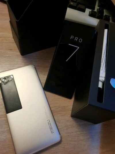 Лот: 14352931. Фото: 1. Meizu pro 7 64gb обмен на iphone... Кнопочные мобильные телефоны