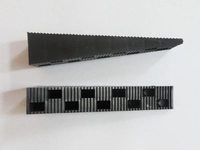Лот: 9899544. Фото: 1. Клин монтажный 25*30*150. Крепёж