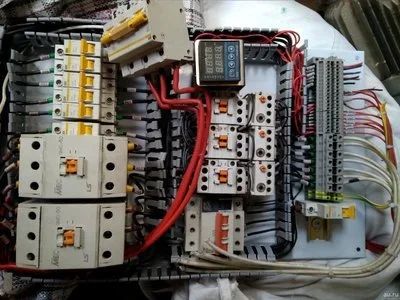 Лот: 14843178. Фото: 1. автоматы. Автоматы, пакетники, предохранители