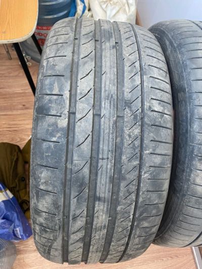 Лот: 17828030. Фото: 1. Летняя резина R18 235/40. Шины