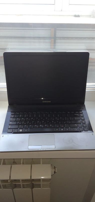 Лот: 21378484. Фото: 1. ноутбук samsung np300e4a a03ru. Ноутбуки