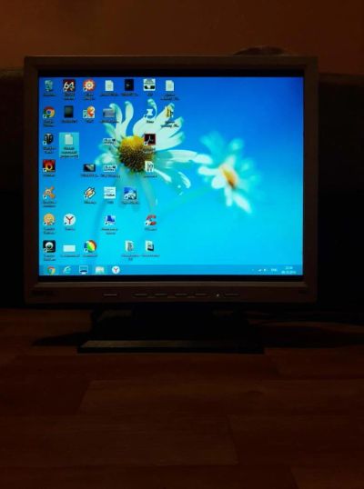 Лот: 8307097. Фото: 1. монитор Benq t701 диагональ 17... ЖК-мониторы