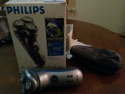 Лот: 8570637. Фото: 1. Бритва Philips. Укладка и стрижка волос, бритьё, эпиляция