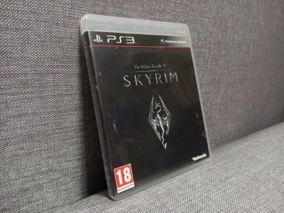 Лот: 8437227. Фото: 1. Skyrim (PS3). Игры для консолей