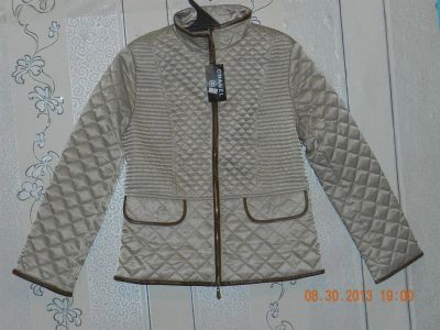 Лот: 3134662. Фото: 1. куртка Chanel. Верхняя одежда