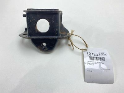 Лот: 25121368. Фото: 1. Кронштейн опоры двигателя Nissan... Двигатель и элементы двигателя