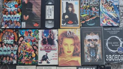 Лот: 18617197. Фото: 1. Лицензионные Кассеты VHS с отличными... Видеозаписи, фильмы
