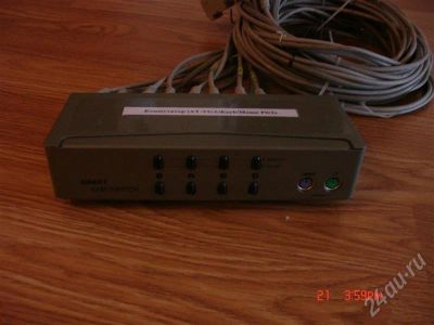 Лот: 214670. Фото: 1. CAS-471 CPU Switch ( / KVM 471... Другое (комплектующие)